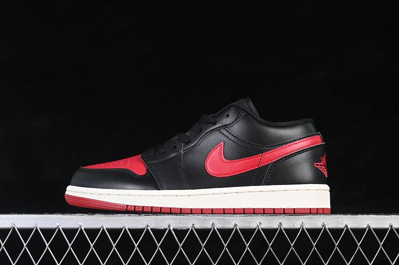 Air Jordan 1 Low Black/Red