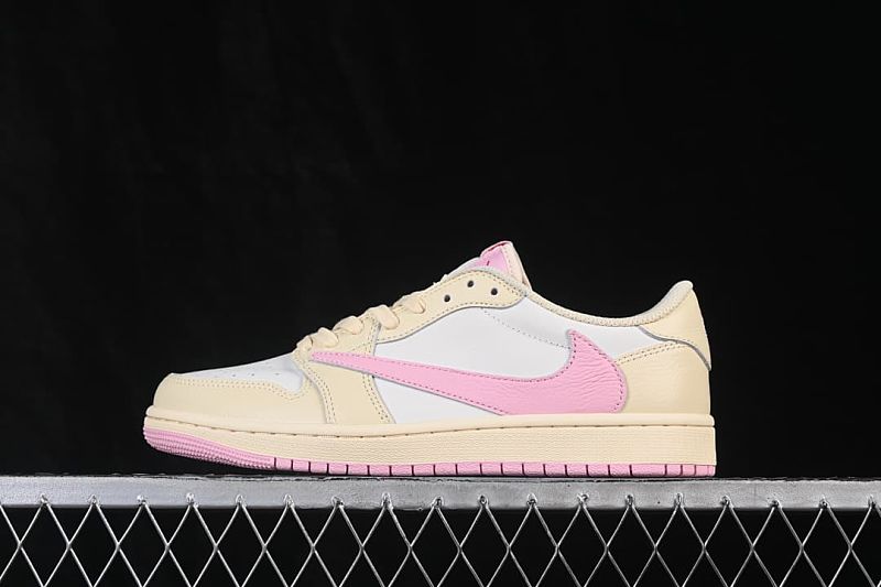 IQ7604-100-6 04.jpeg Travis Scott x Air Jordan 1 Low OG AJ1 Reverse Swoosh Low-top Full Grain Leather