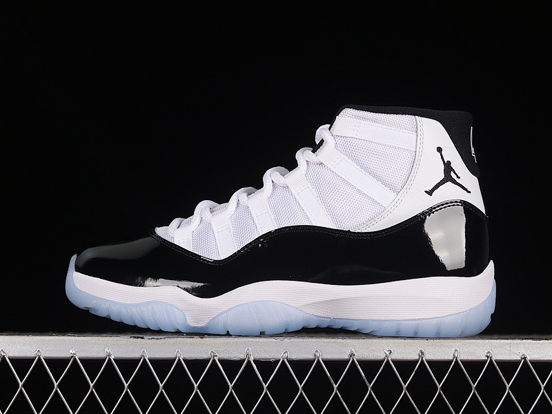 Air Jordan 11 Concord Black/White