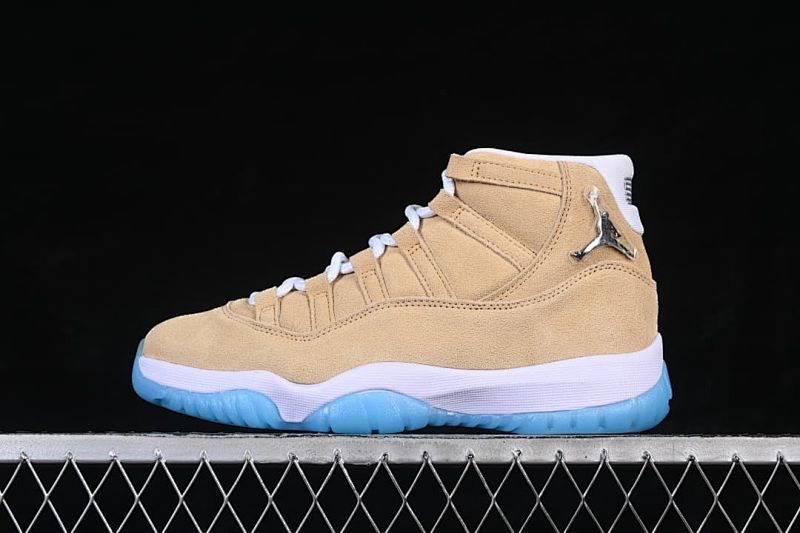 Air Jordan 11