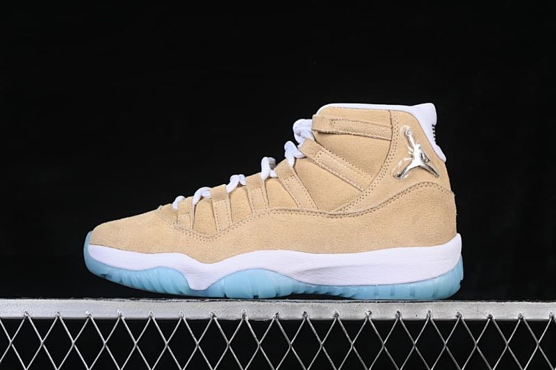 Air Jordan 11