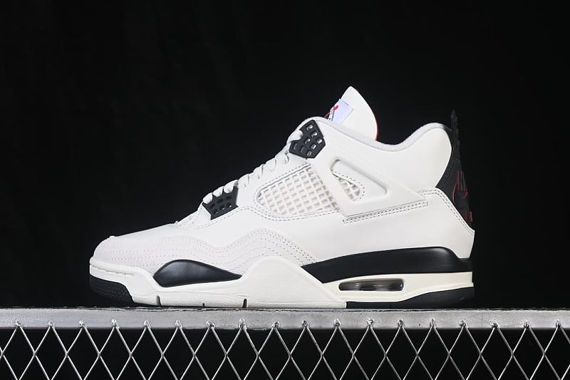 Air Jordan 4 Retro Flight Club AJ4