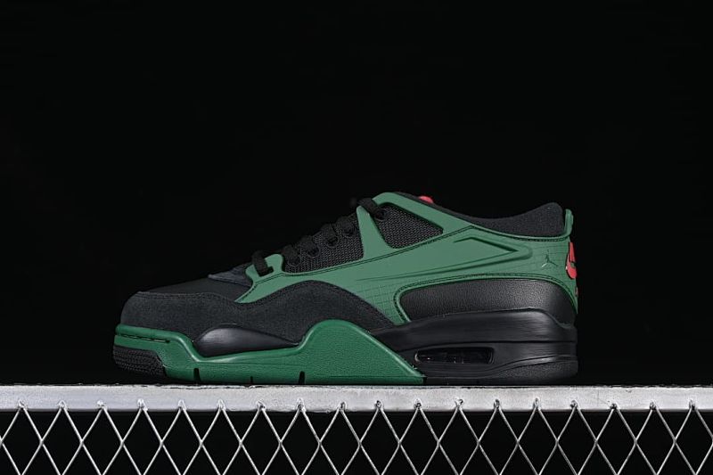 Air Jordan 4