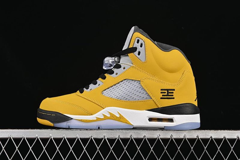 Air Jordan 5 Retro