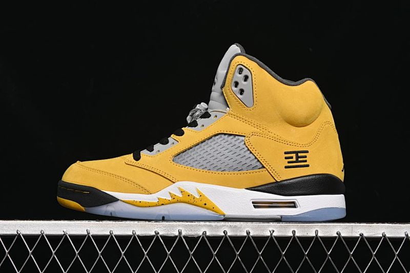 Air Jordan 5 Retro