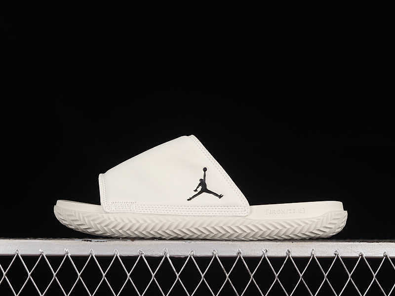 Air Jordan Play Slides