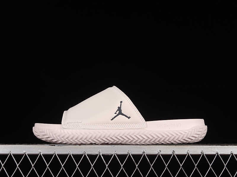 DC9835-600 04.jpeg Air Jordan Play Slides