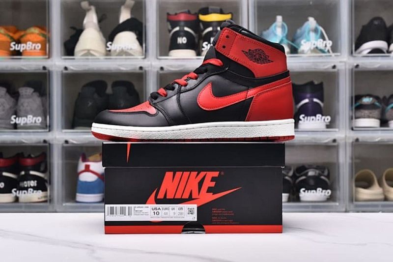 Jordan Air Jordan 1 High '85 "Bred" 2025 Retro Black Red Banned Style: HV6674-067 Size: 40-47.5 04.jpeg Jordan Air Jordan 1 High '85 "Bred" 2025 Retro Black Red Banned Style: HV6674-067 Size: 40-47.5