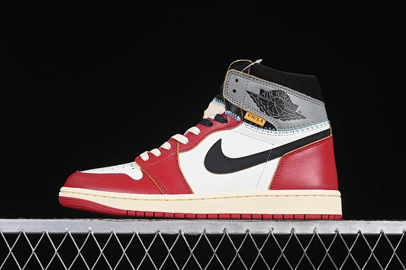 Union x Air Jordan 1 Retro High Shadow Chicago