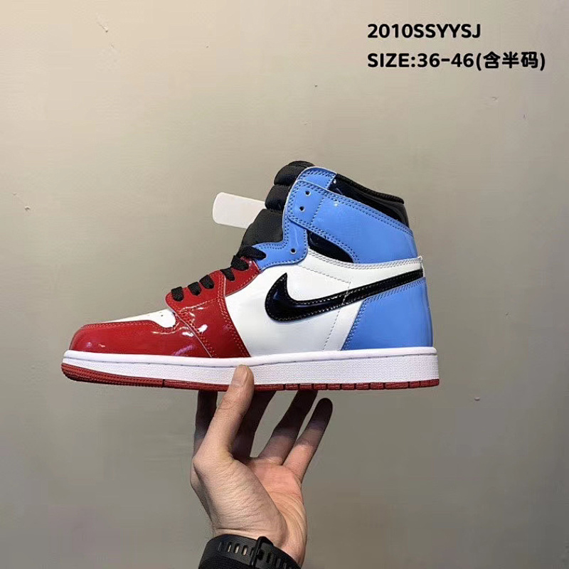 Air Jordan 1 High White/Black/UNC