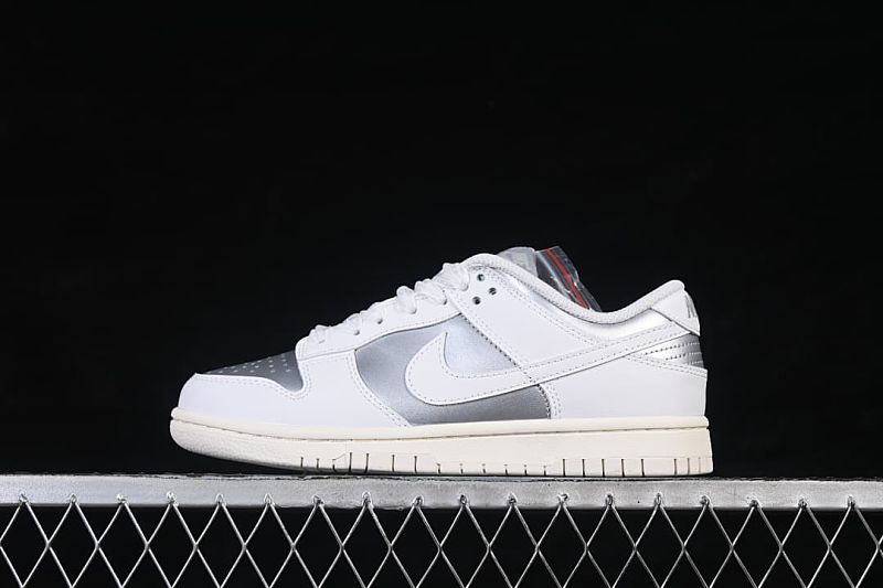 IB7311-001 04.jpeg Nike SB Dunk Low Silver