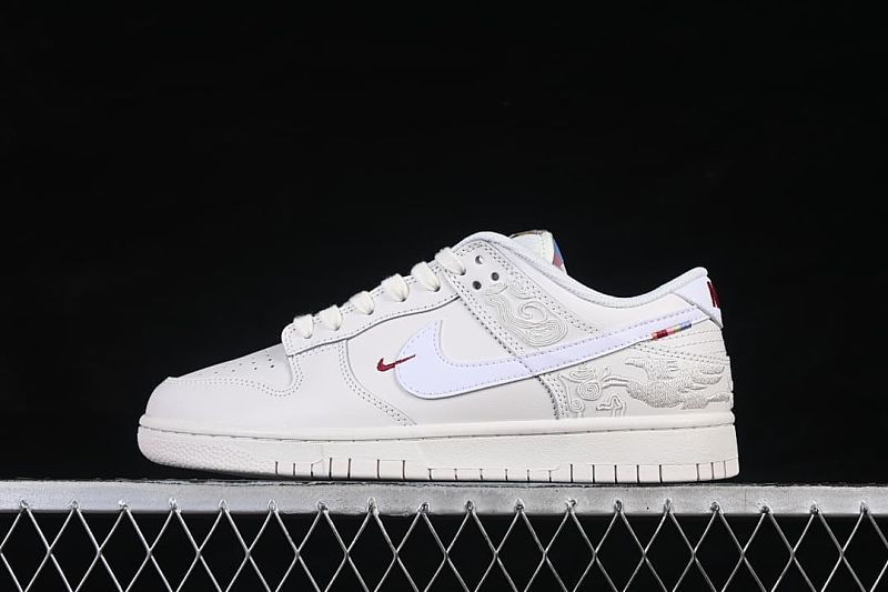 SB Dunk Low Year of the Horse Limited Low-top Casual Skate Shoes