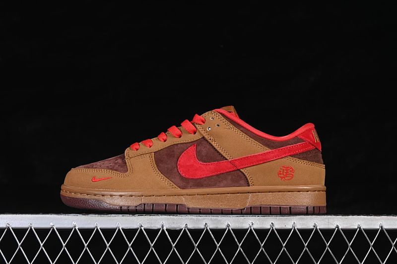 SB Dunk Low Year of the Horse Yellow/Brown/Red