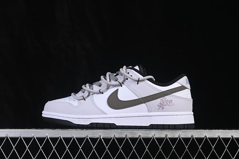 SB Dunk Low Black/Grey