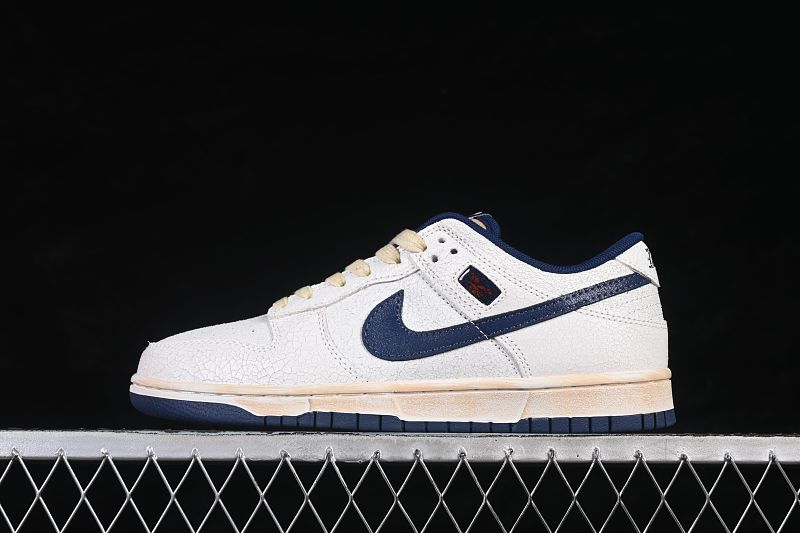 Stranger Things x SB Dunk Low Stranger Things SB Low-top Casual Skate Shoes