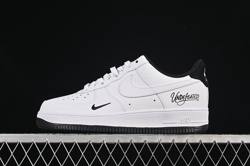 Undefeated x Air Force 1 '07 Low White/Black