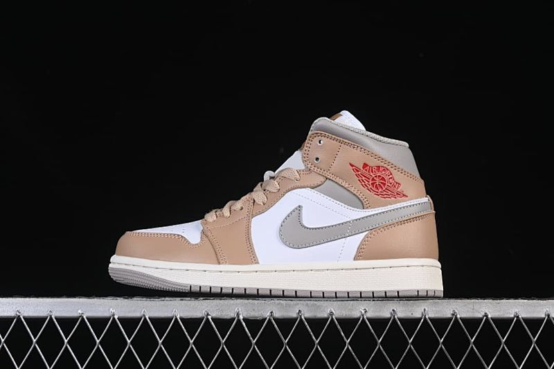 Air Jordan 1 Mid White/Wheat
