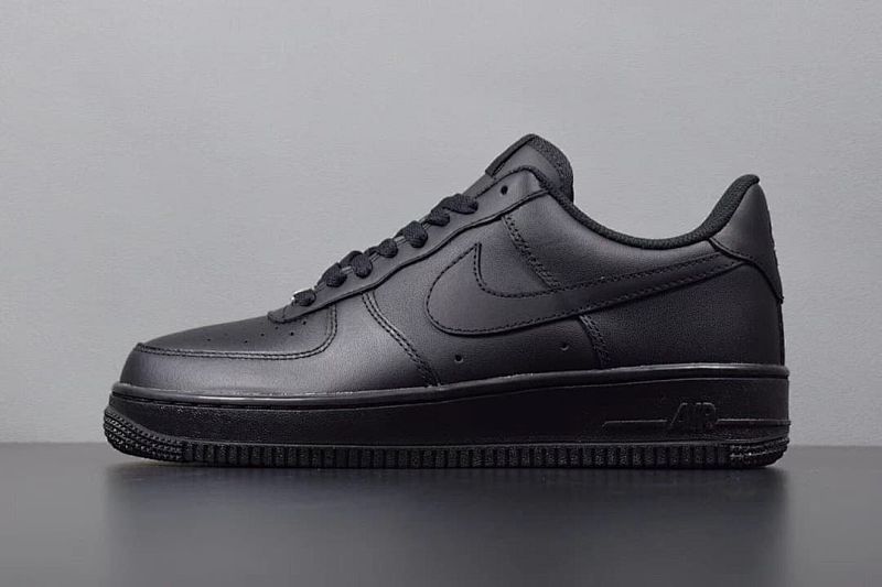 Air Force 1 Low Black 315122-122