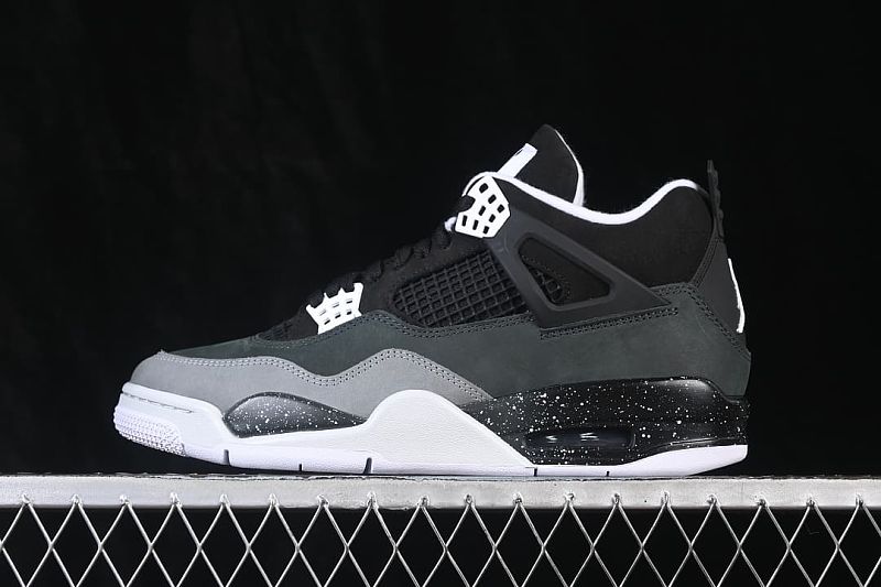 FQ8138-002 04.jpeg Air Jordan 4 Fear AJ4