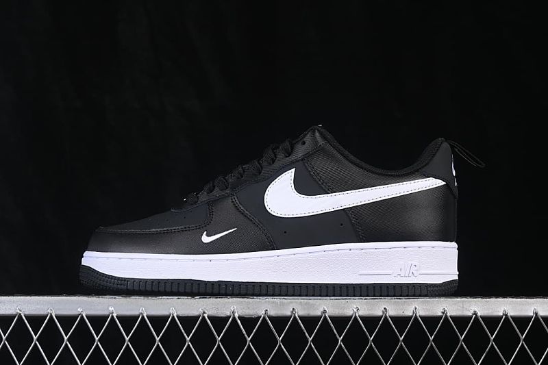 Air Force 1'07 Low Casual Skate Shoes