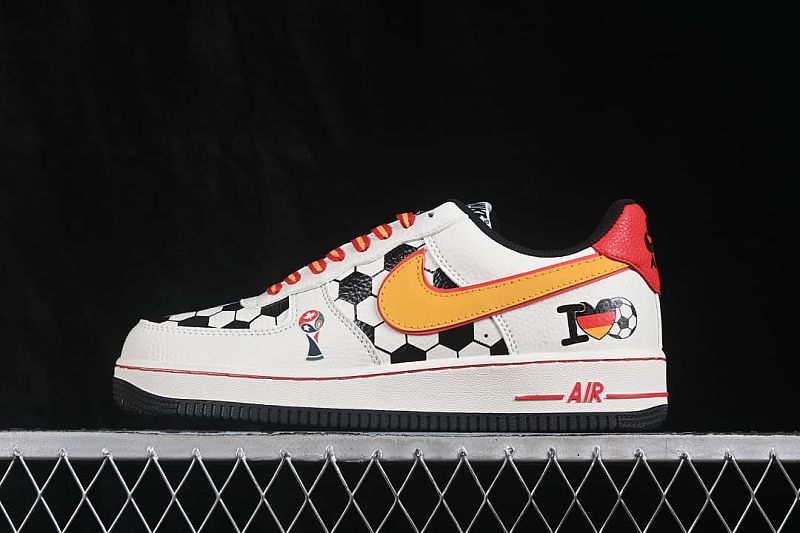 Air Force 1'07 Low Casual Skate Shoes