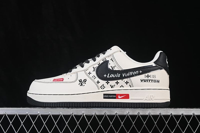 Air Force 1'07 Low Collaboration Casual Skate Shoes