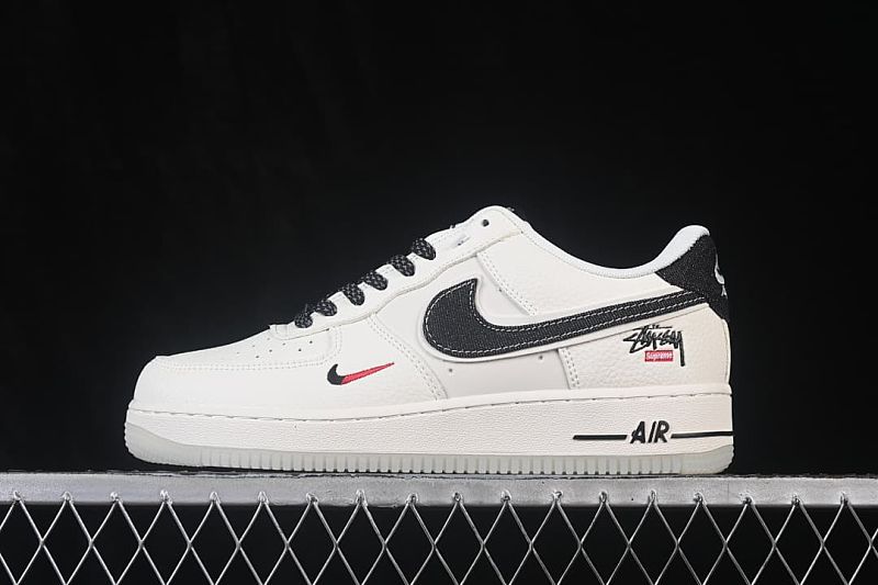 Air Force 1'07 Low Collaboration Casual Skate Shoes