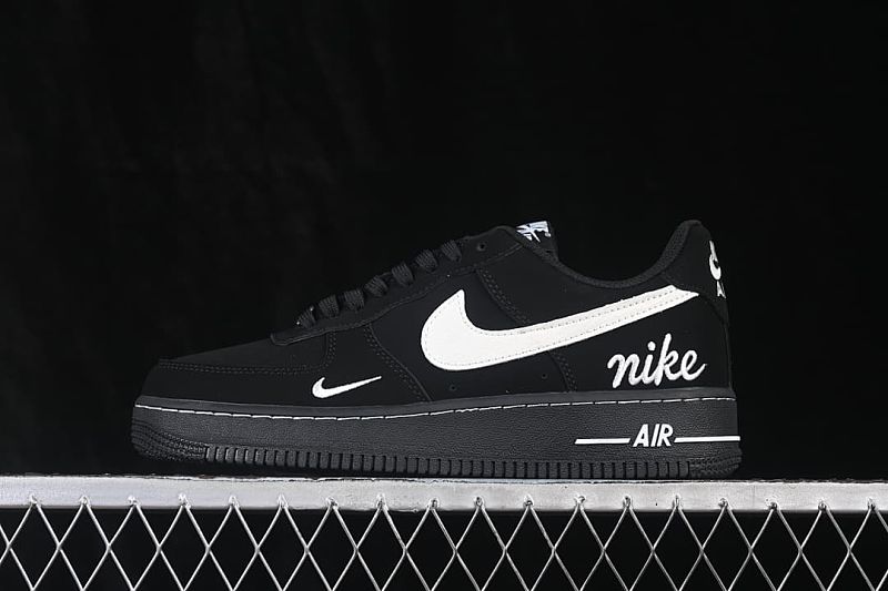 NH0601-547 04.jpeg Air Force 1 '07 Low Black Suede Samurai