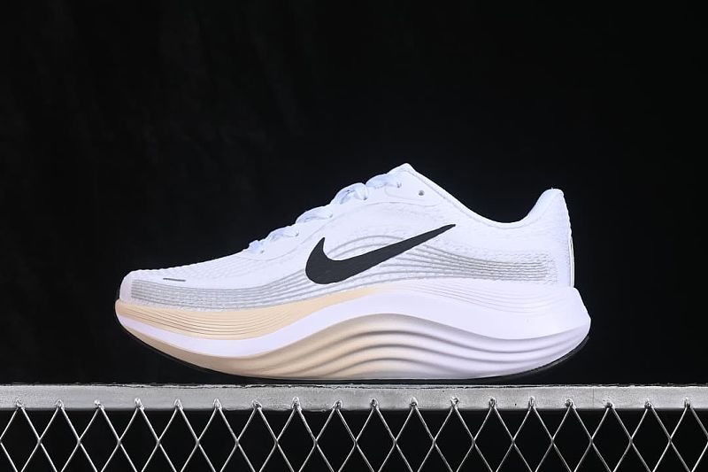 Journey Run Cushioned Non-slip Durable Low-top Casual Running Shoes