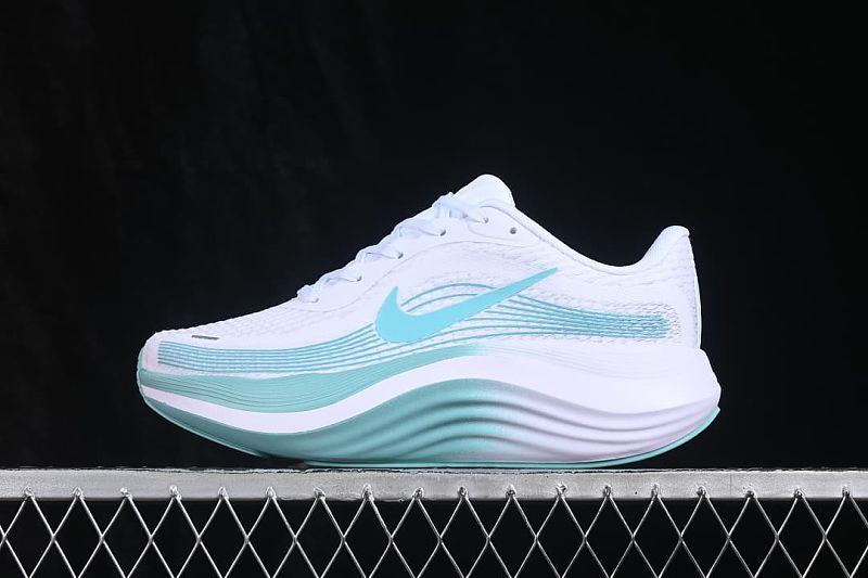 Journey Run Cushioned Non-slip Durable Low-top Casual Running Shoes