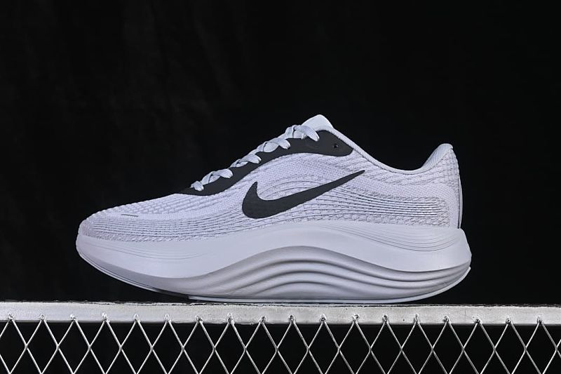 Journey Run Cushioned Non-slip Durable Low-top Casual Running Shoes