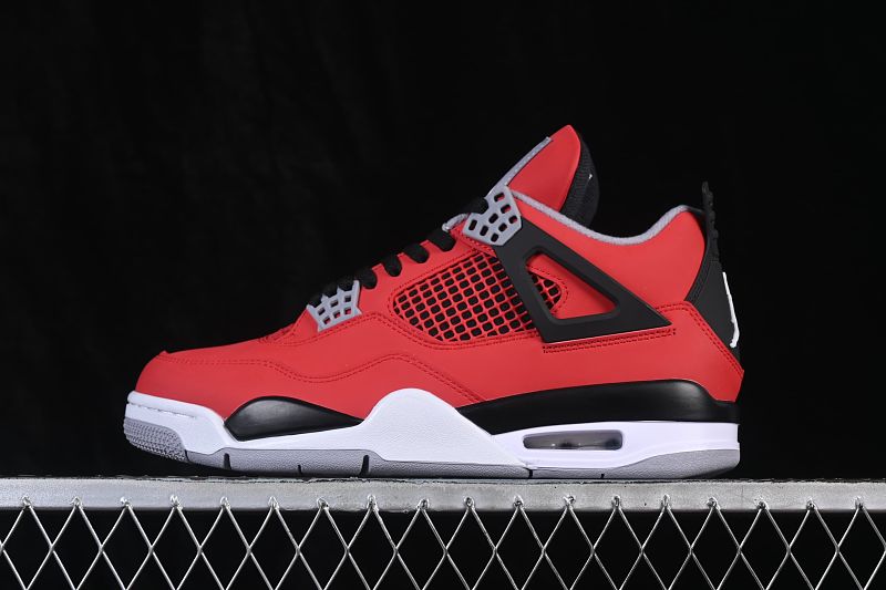Air Jordan 4 Toro