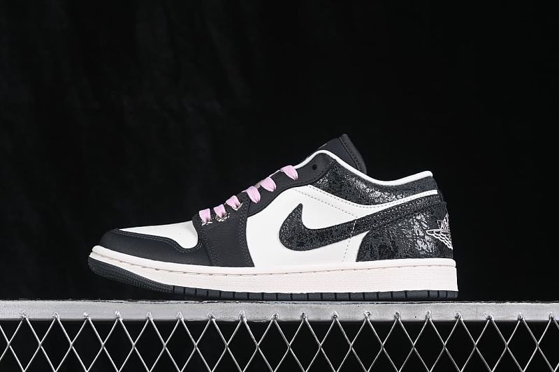 II0595-001 04.jpeg Air Jordan 1 Low Black/White Elephant Print