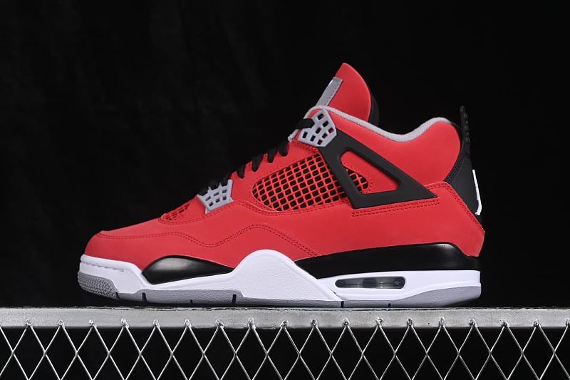 Air Jordan 4 Toro