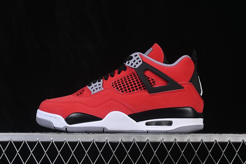 Air Jordan 4 Toro