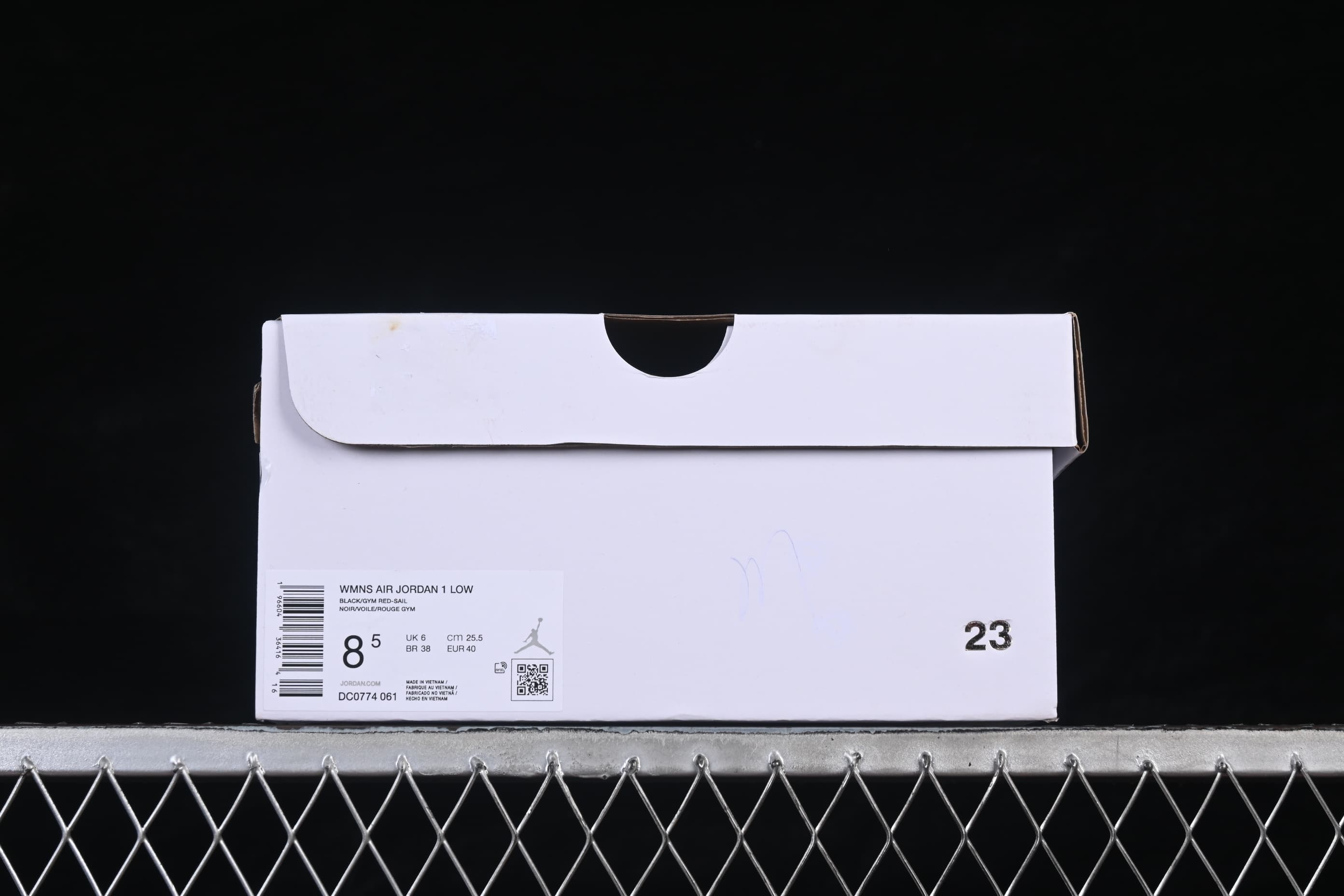 Air Jordan 1 Low Black/Red