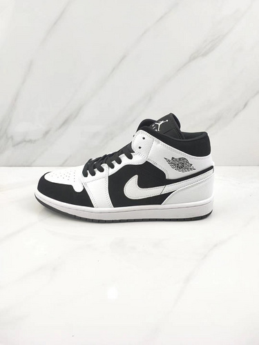Air Jordan 1 Mid Black/White Panda
