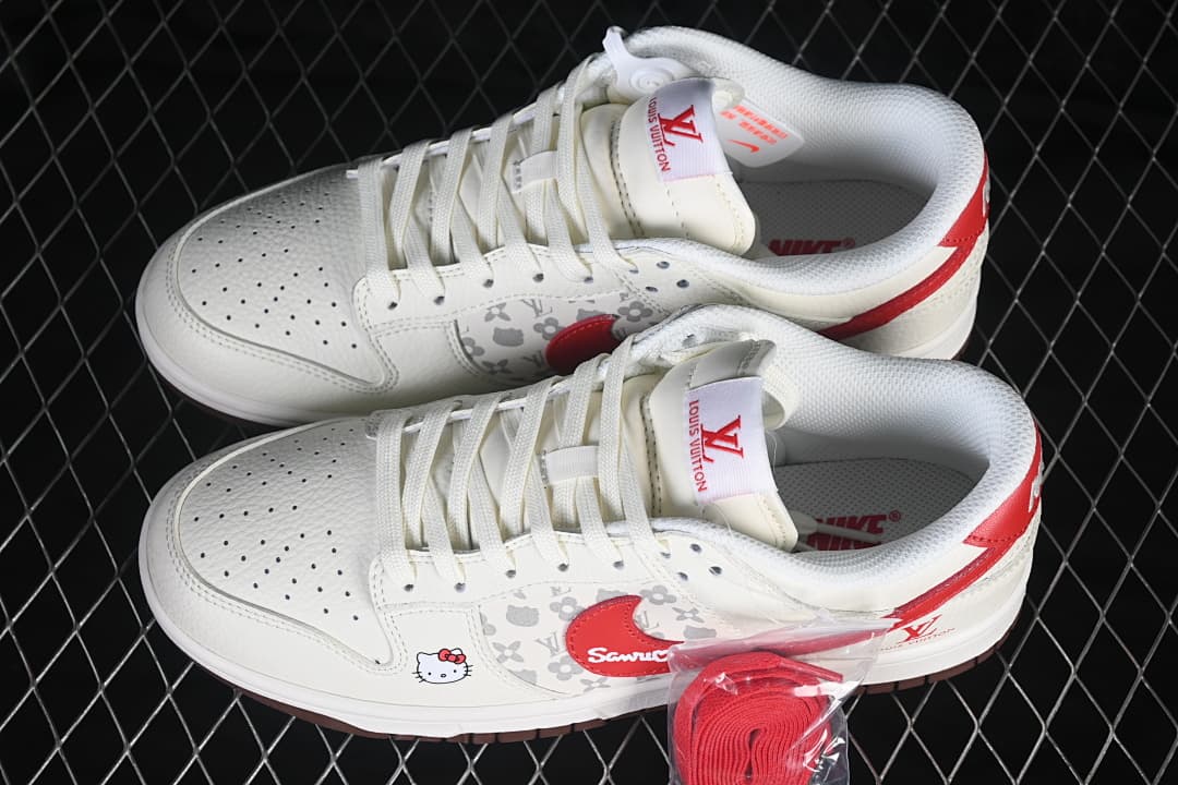 Nike SB Dunk Low Beige Red Brown
