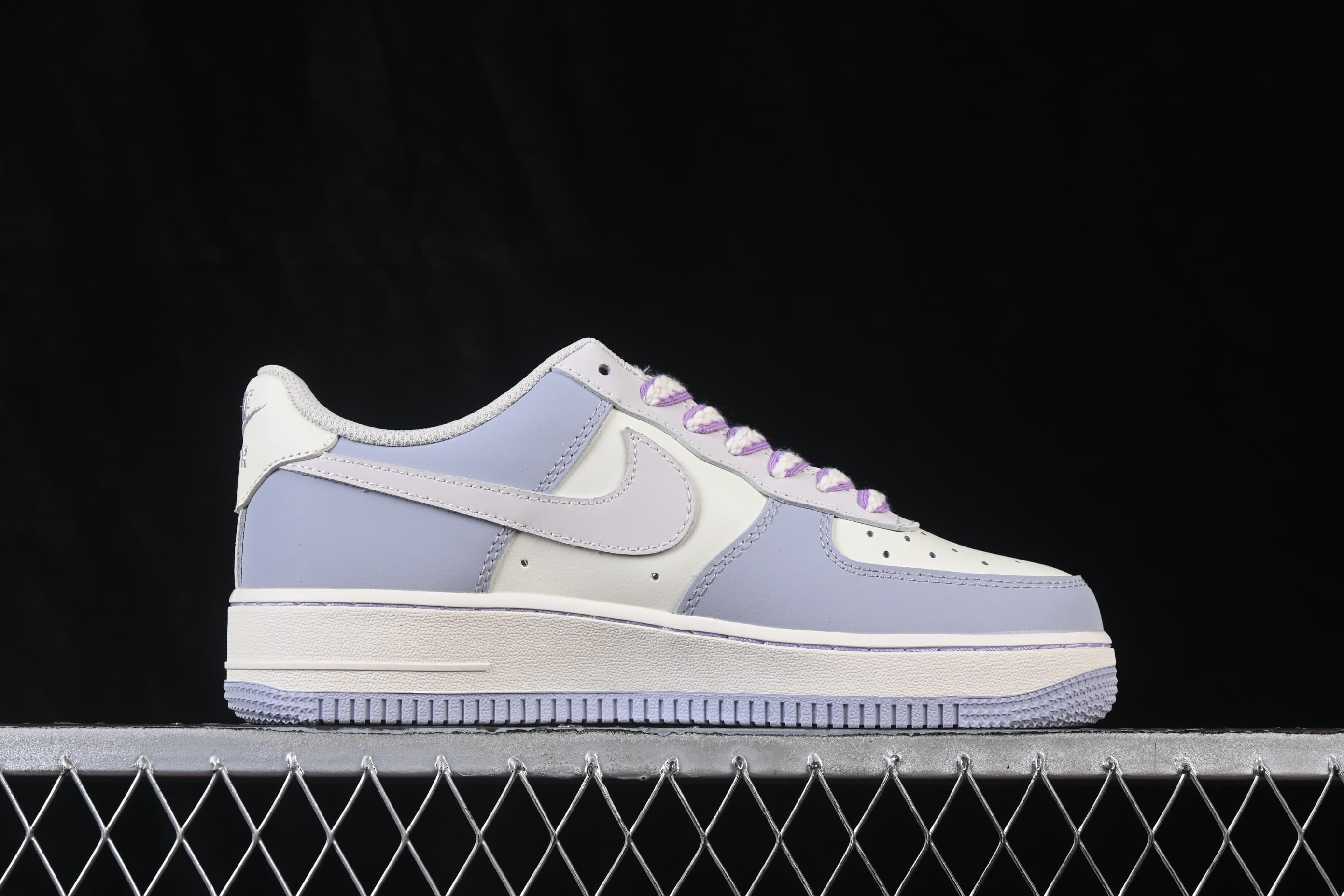 Air Force 1 '07 Low Rose Glitter Hand-painted Graffiti Rose Diamond Air Force 1 Low-top Casual Skate Shoes