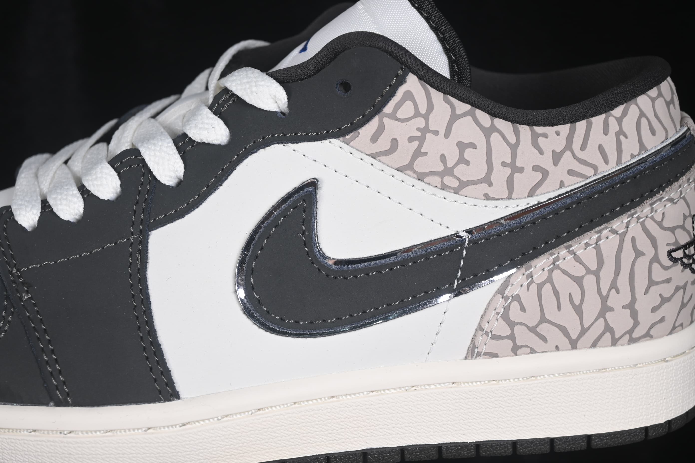 Air Jordan 1 Low White/Grey Crackle