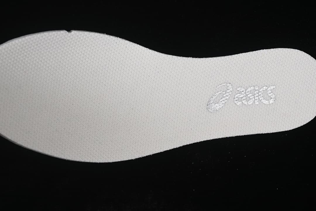 1203A997-100-2 07.jpeg ASICS Gel-1130 Holiday Pack White Pure Silver