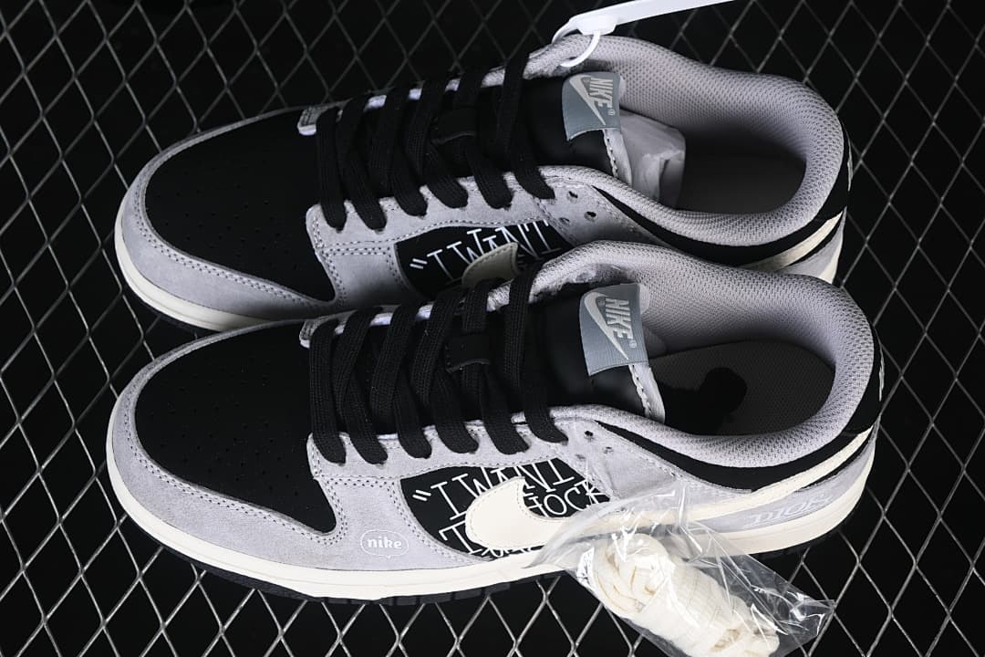 SB Dunk Low Beige/Grey/Black