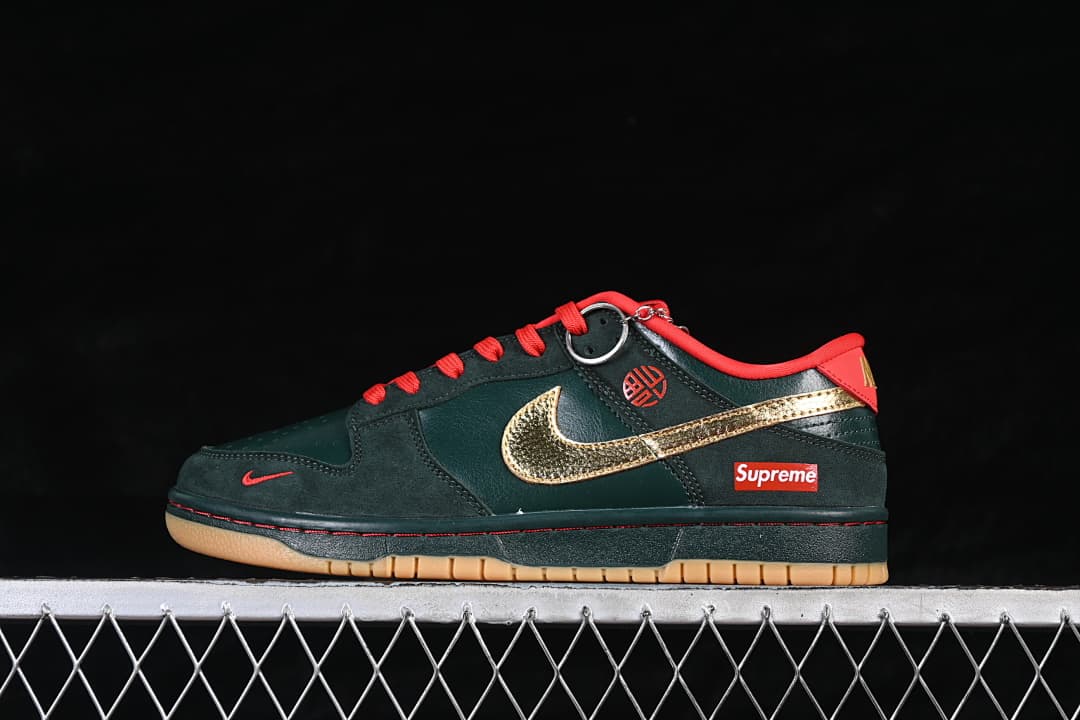 Nike SB Dunk Low Year of the Horse Pine Green Gold