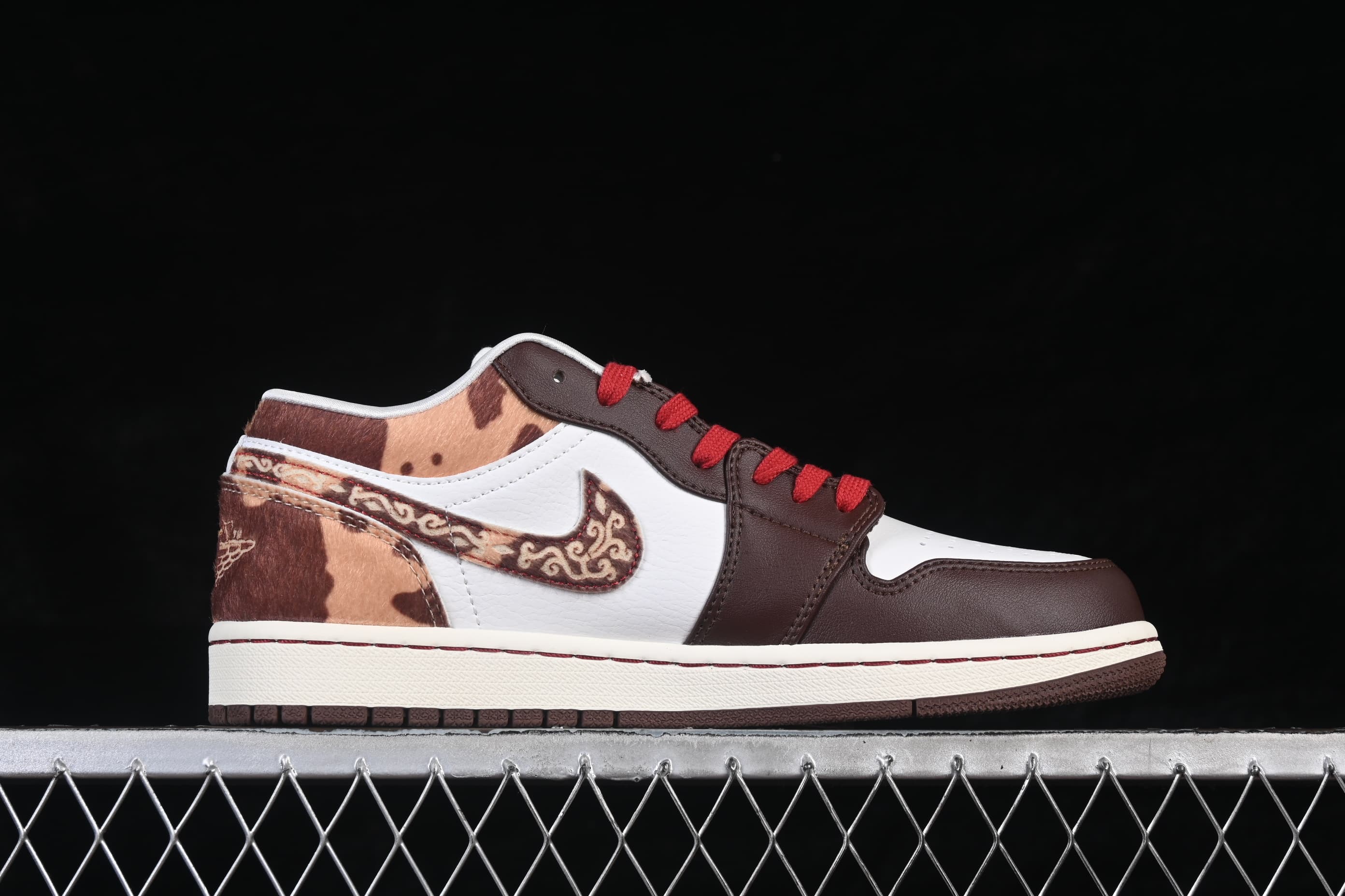 Air Jordan 1 Low Year of the Horse CNY Low-top Retro Basketball Shoes