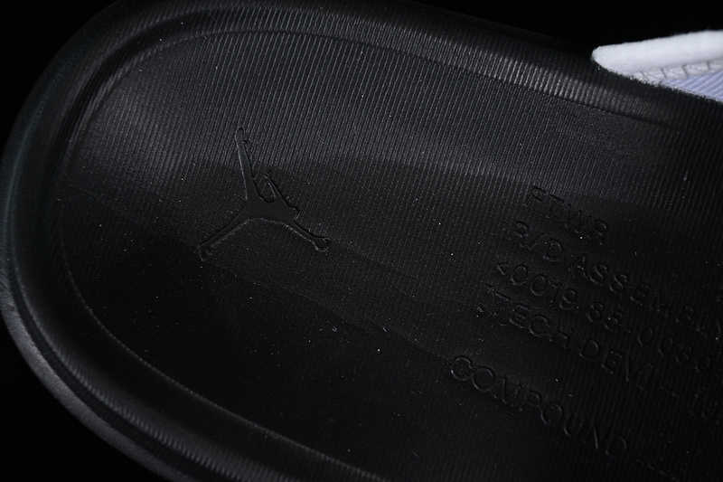 DM1683-170 08.jpeg Air Jordan Play Slide