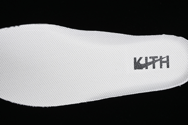 Kith x Air Force 1 '07 Low Black/White