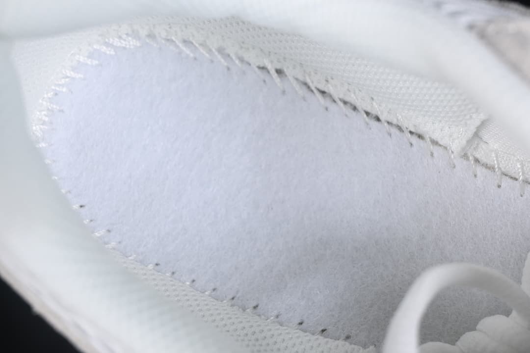 Air Max Moto 2K New Retro Cushioned Running Shoes