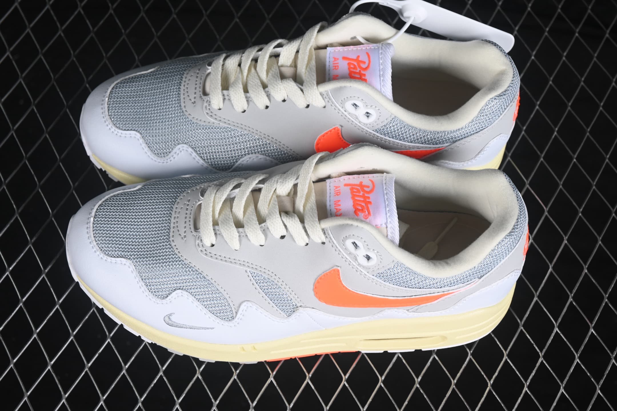 Nike Air Max 1 Half Air Cushion Retro Running Shoes