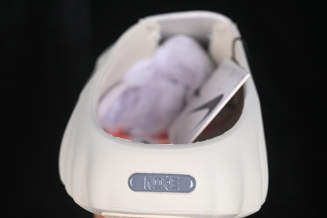 Mind 001 Neuroscience Foot Massage Slides