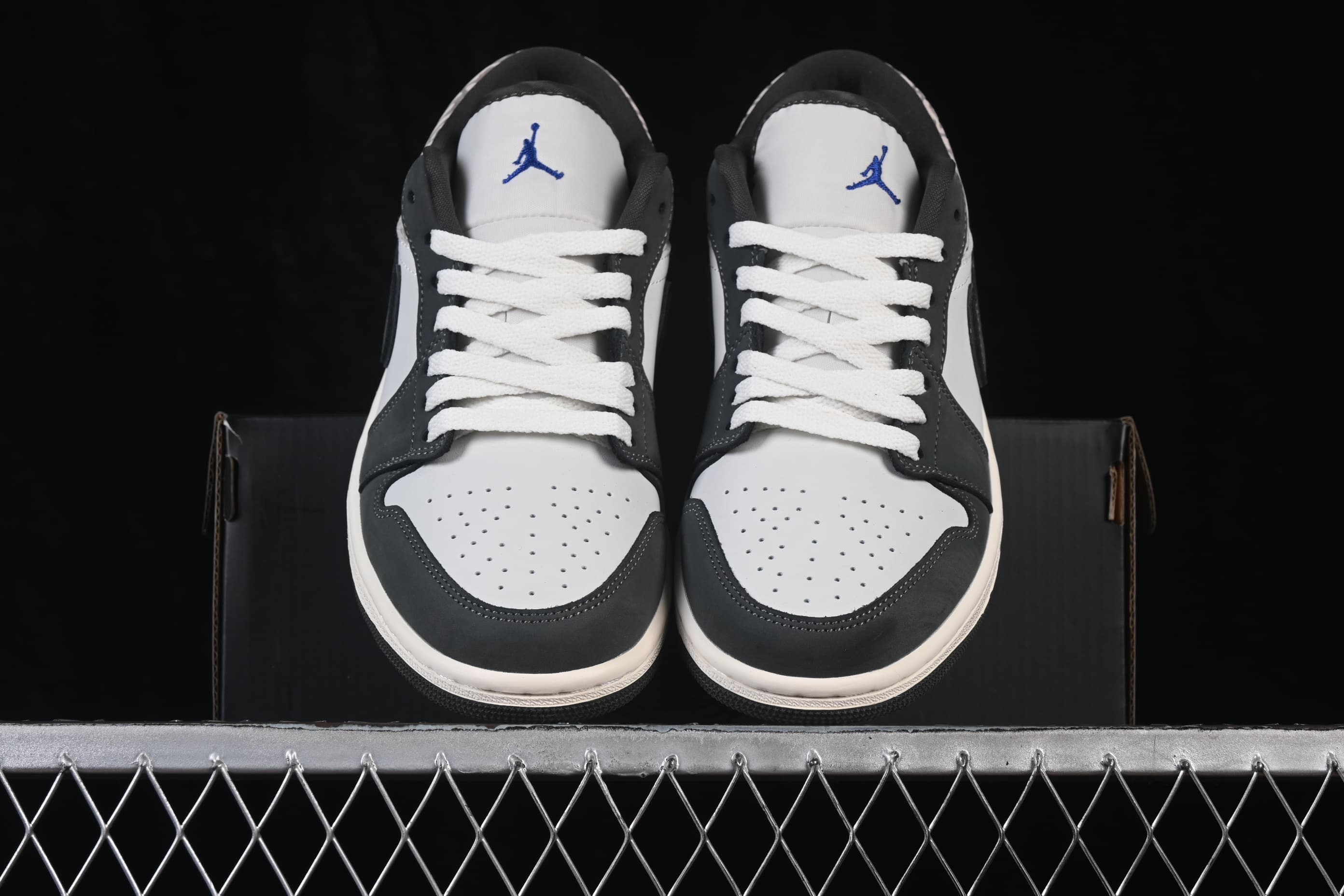 Air Jordan 1 Low White/Grey Elephant Print